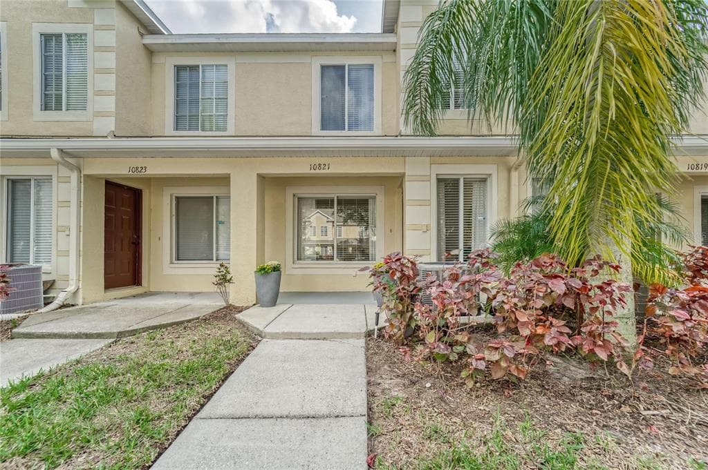 10821 BRICKSIDE COURT RIVERVIEW, FL 33579
