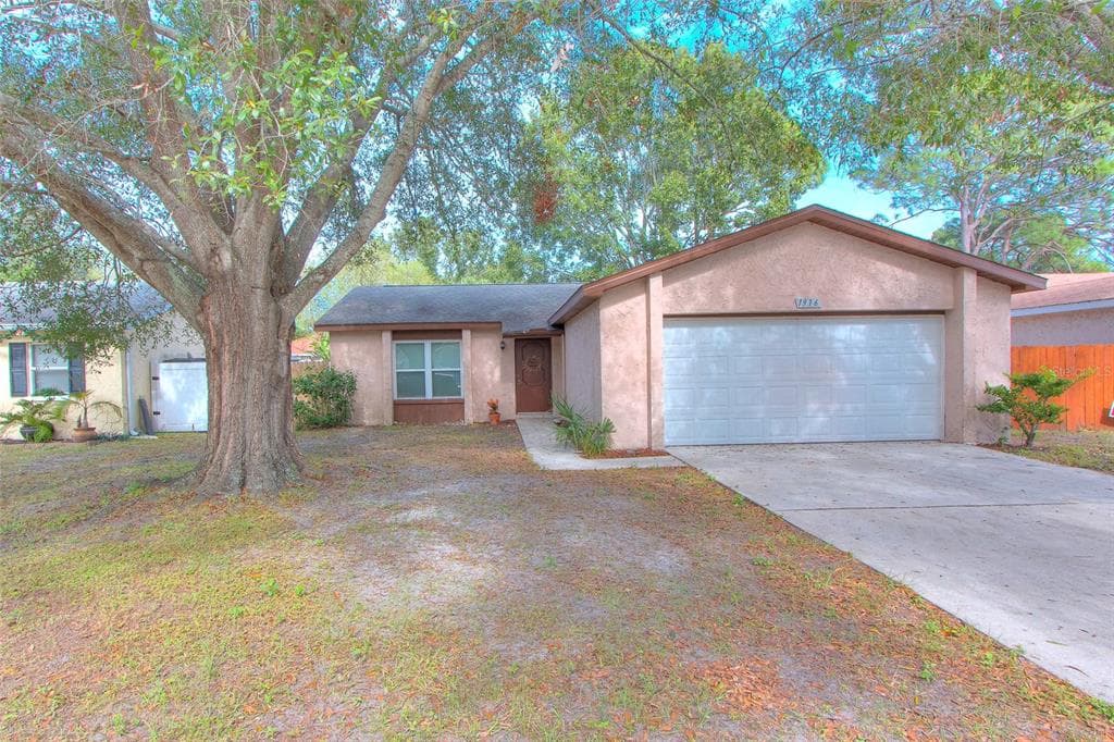 1916 SAGINAW COURT OLDSMAR, FL 34677