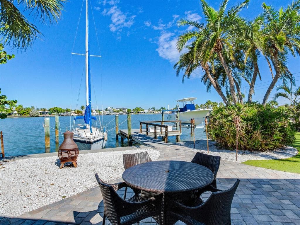 16101 REDINGTON DRIVE REDINGTON BEACH, FL 33708