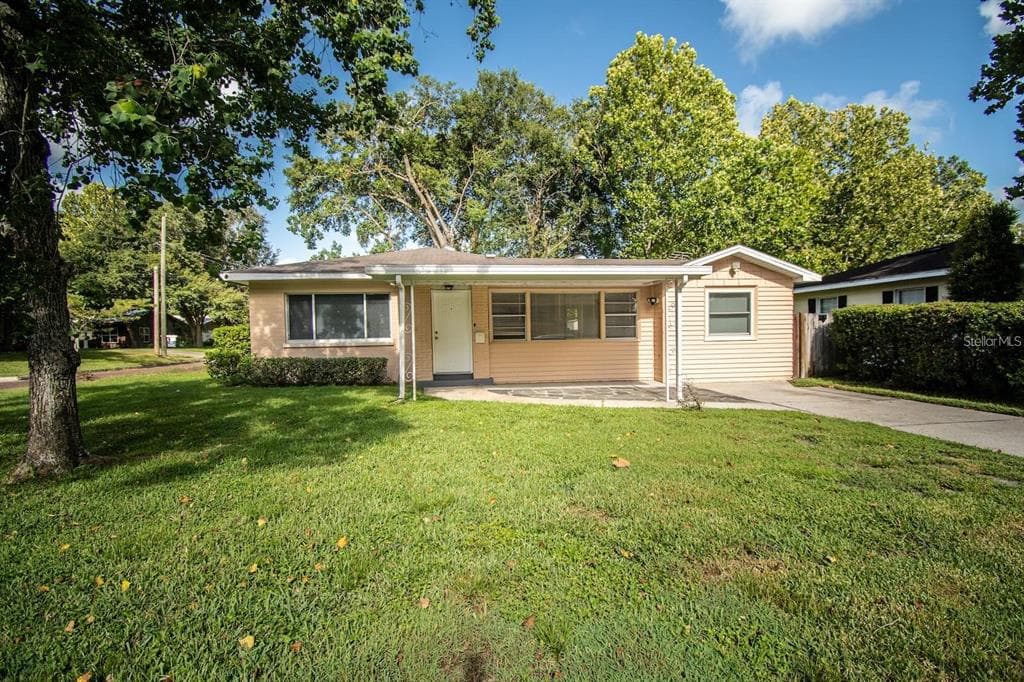 919 CORNELIA AVENUE LAKELAND, FL 33815
