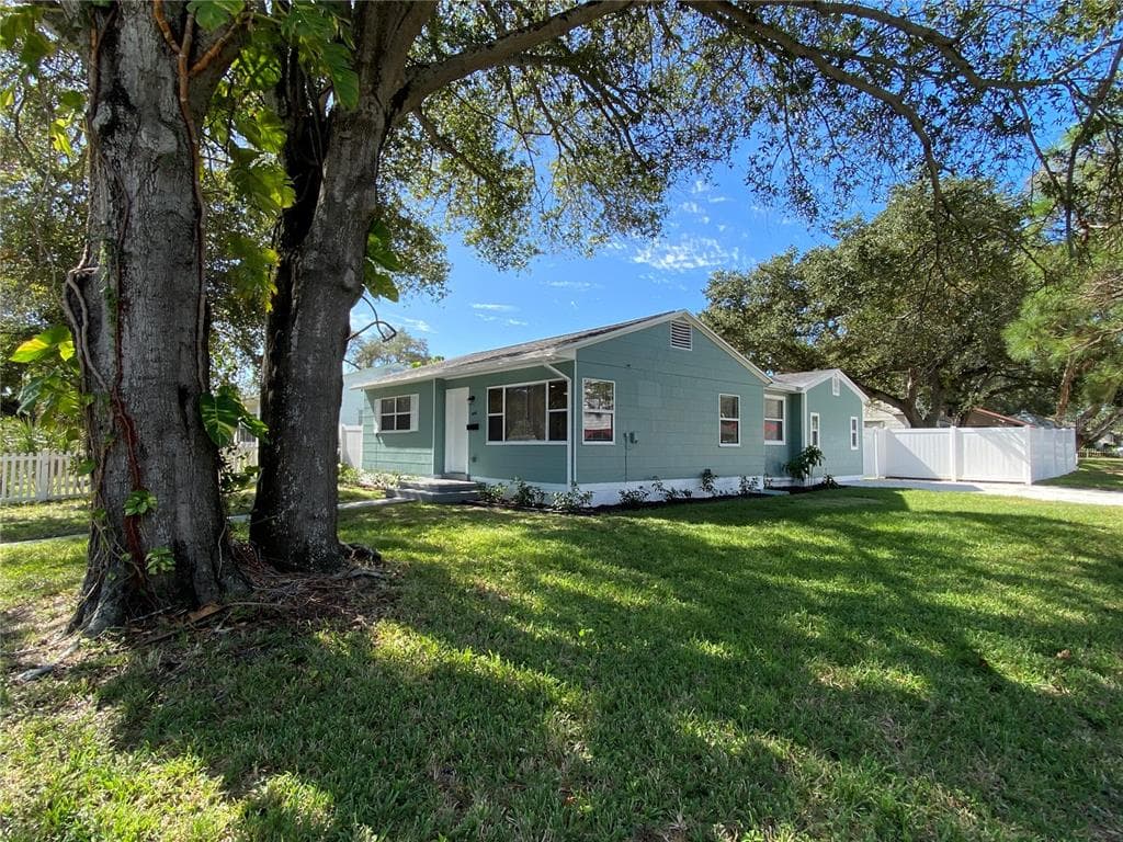 2401 13TH STREET S ST PETERSBURG, FL 33705