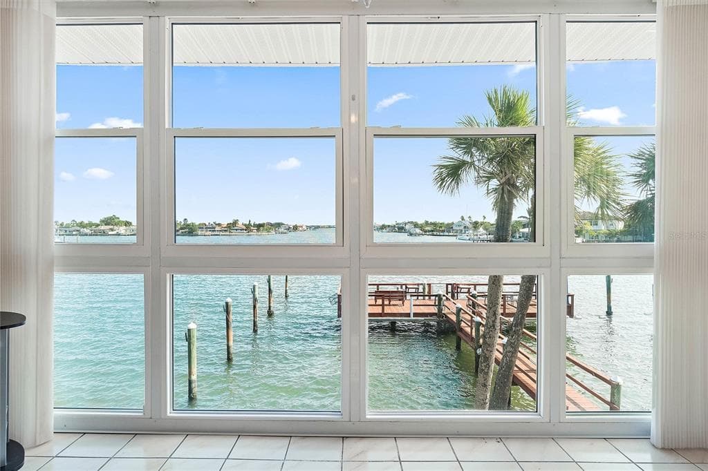 6111 2ND STREET E UNIT 29 ST PETE BEACH, FL 33706