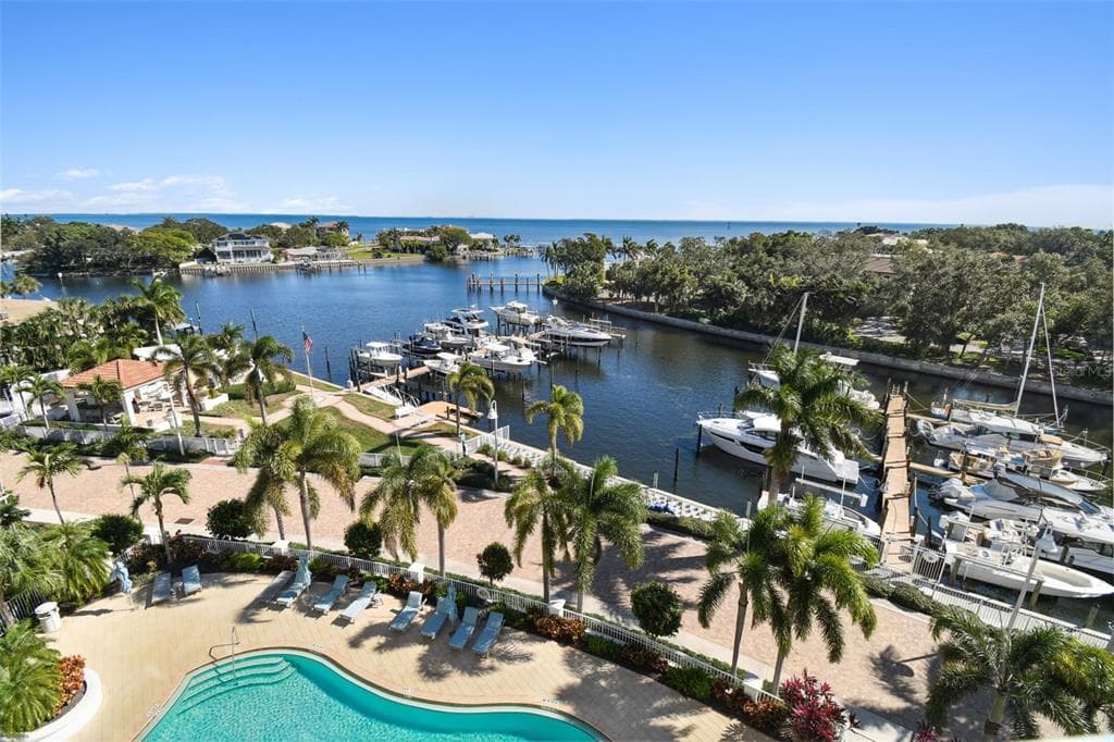 1325 SNELL ISLE BOULEVARD NE UNIT 603 ST PETERSBURG, FL 33704