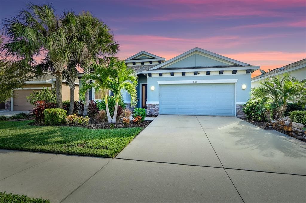 6313 SUNSAIL PLACE APOLLO BEACH, FL 33572