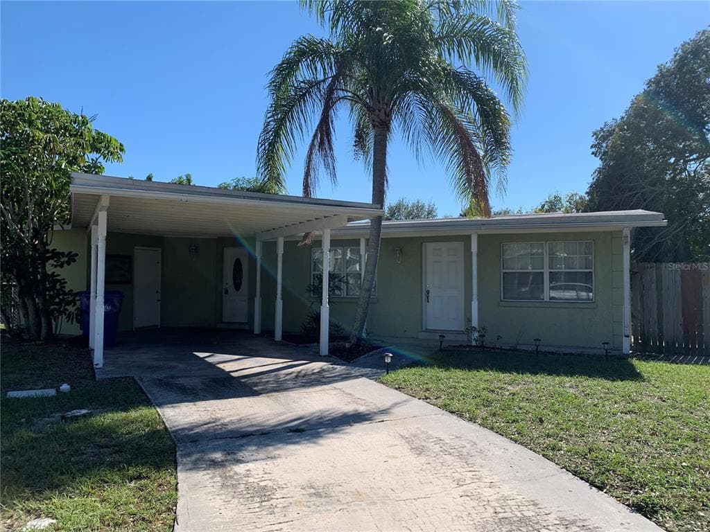 4412 W VARN AVENUE TAMPA, FL 33616
