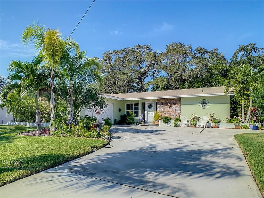 1468 FAIRWAY DRIVE DUNEDIN, FL 34698