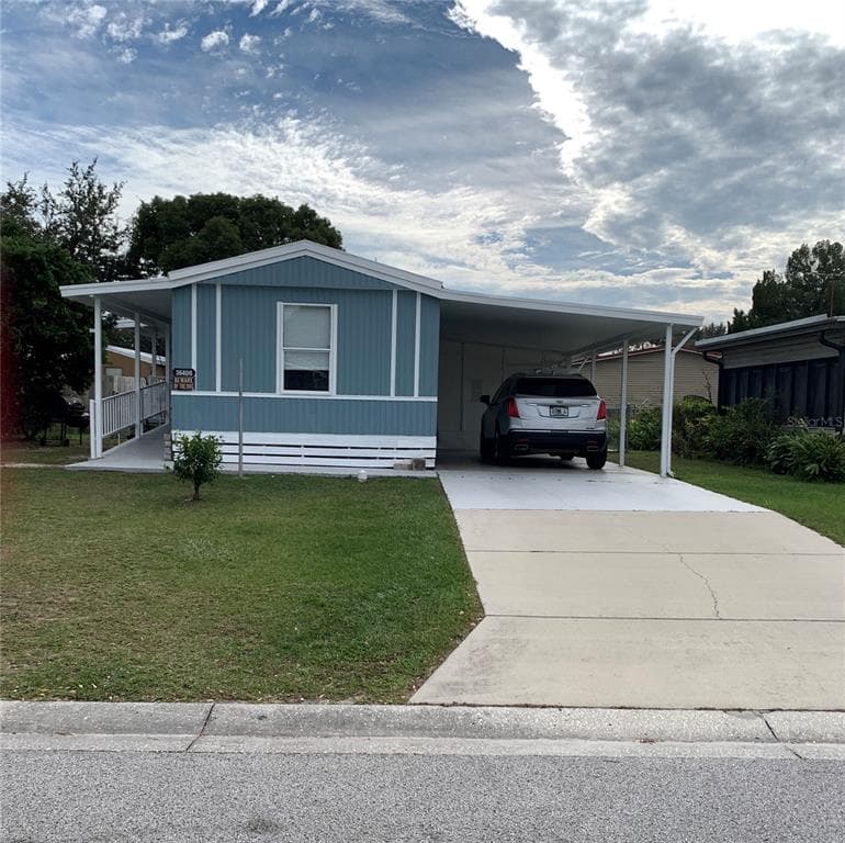 36406 REDWOOD AVENUE ZEPHYRHILLS, FL 33541