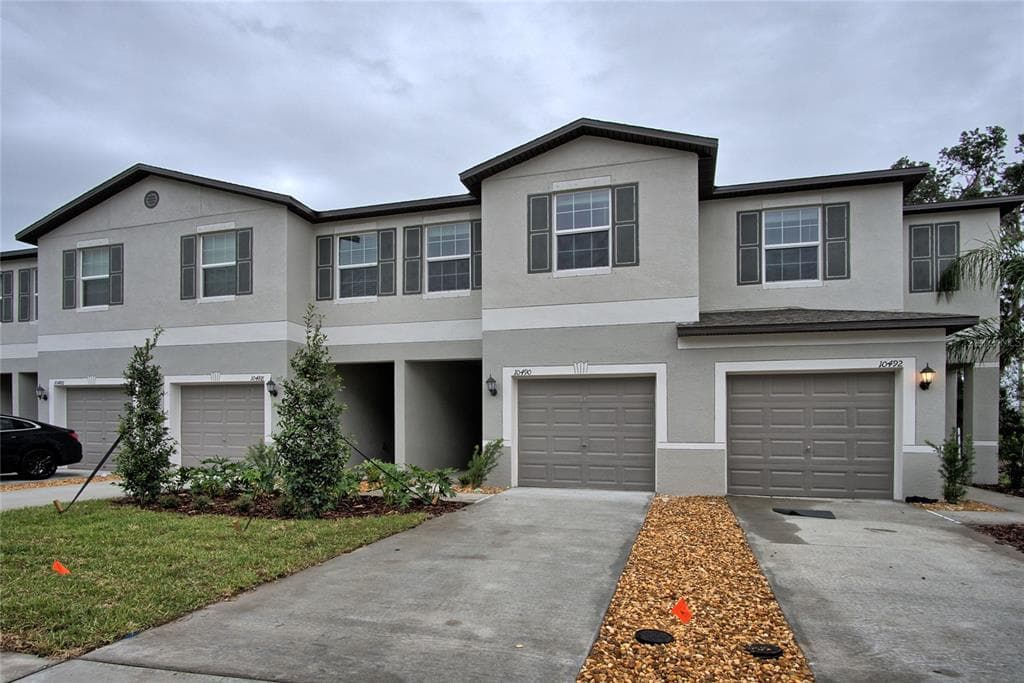 10490 SHADY PRESERVE DRIVE RIVERVIEW, FL 33578