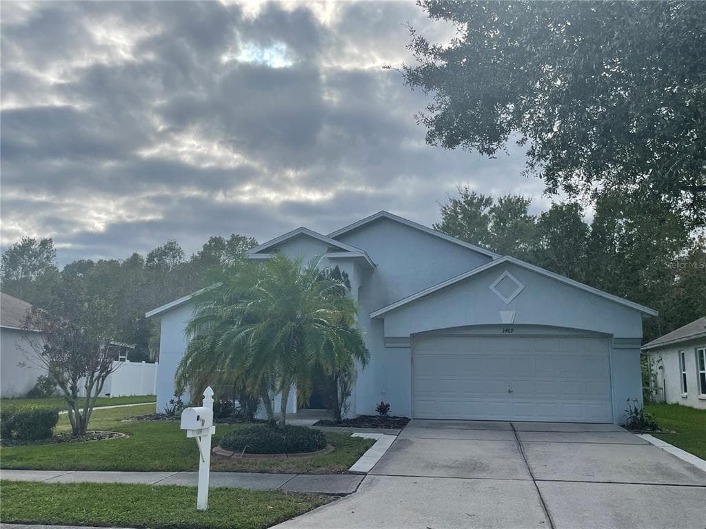 3409 GOLDEN EAGLE DRIVE LAND O LAKES, FL 34639