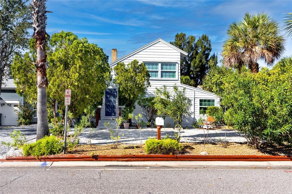 111 52ND AVENUE W ST PETE BEACH, FL 33706
