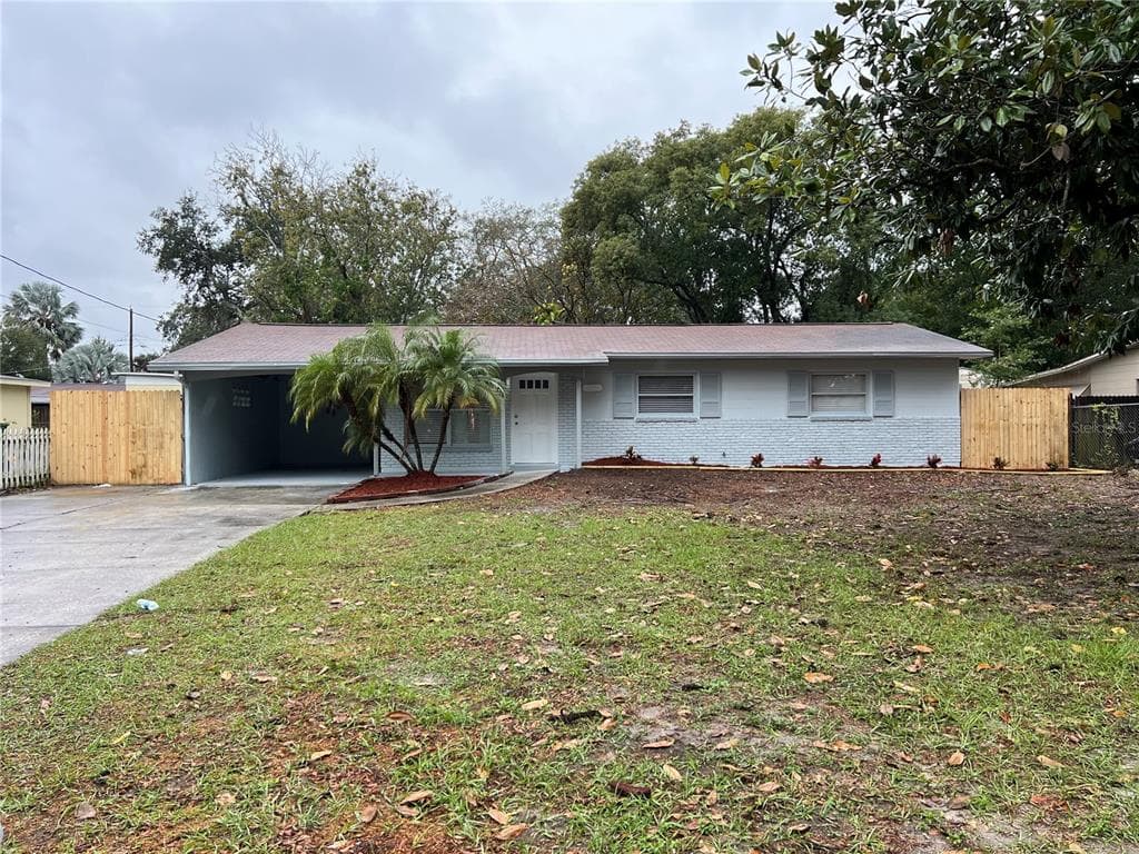 10714 N SEMINOLE AVENUE TAMPA, FL 33612