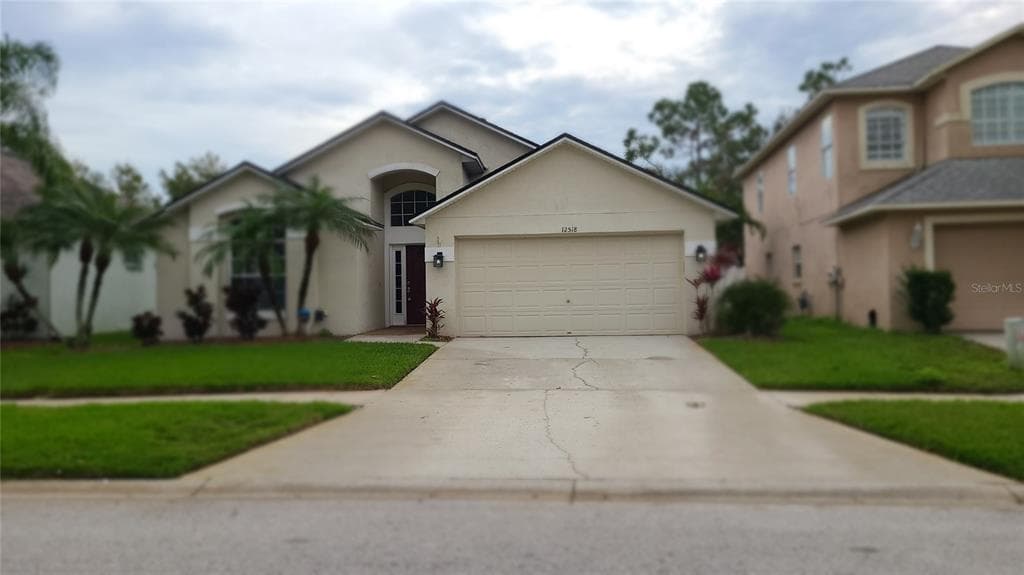 12518 SPARKLEBERRY ROAD TAMPA, FL 33626