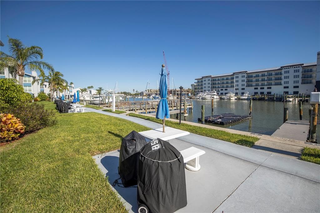 165 MEDALLION BOULEVARD UNIT C MADEIRA BEACH, FL 33708