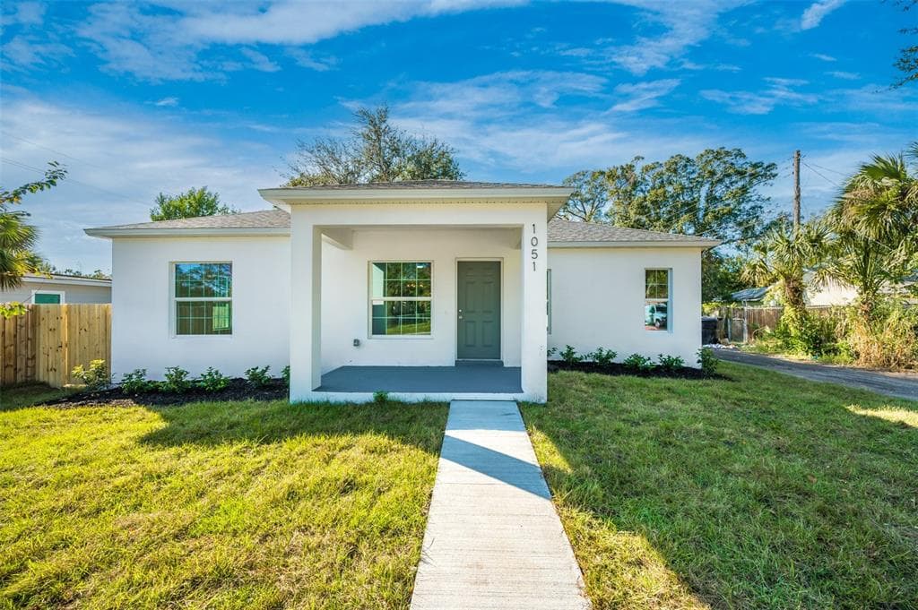 1051 44TH STREET S ST PETERSBURG, FL 33711