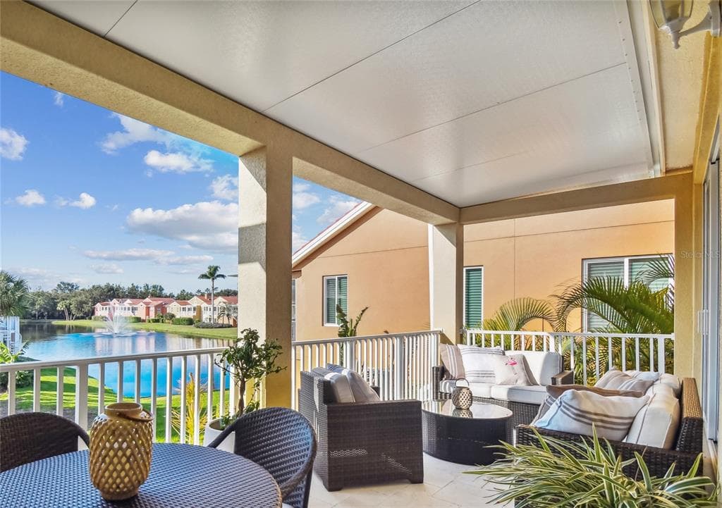 18 FRANKLIN COURT S UNIT D