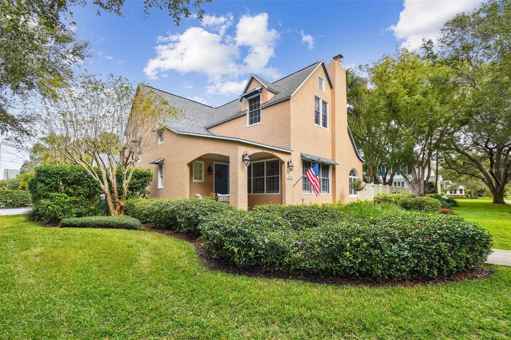 310 DRUID ROAD W CLEARWATER, FL 33756