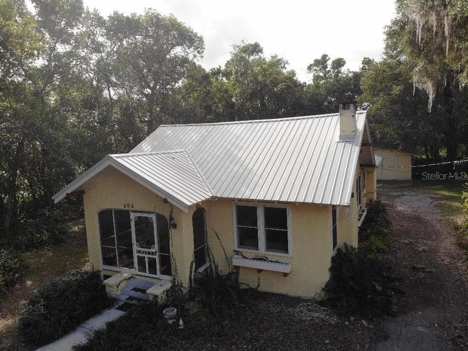 508 N BOUNDARY AVENUE DELAND, FL 32720