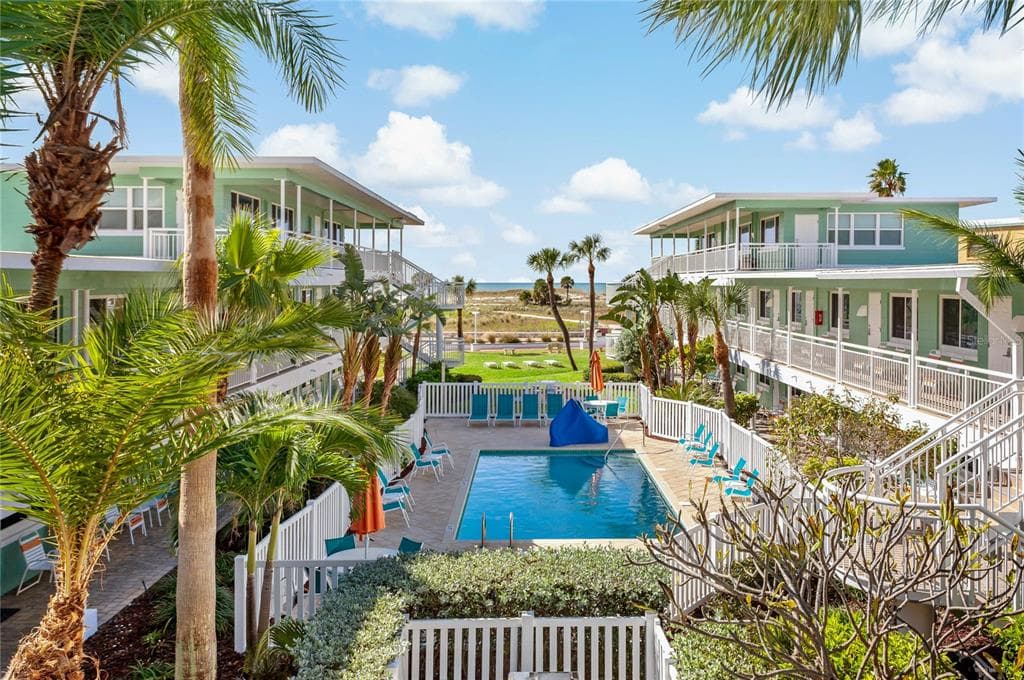 11730 GULF BOULEVARD UNIT 39 TREASURE ISLAND, FL 33706