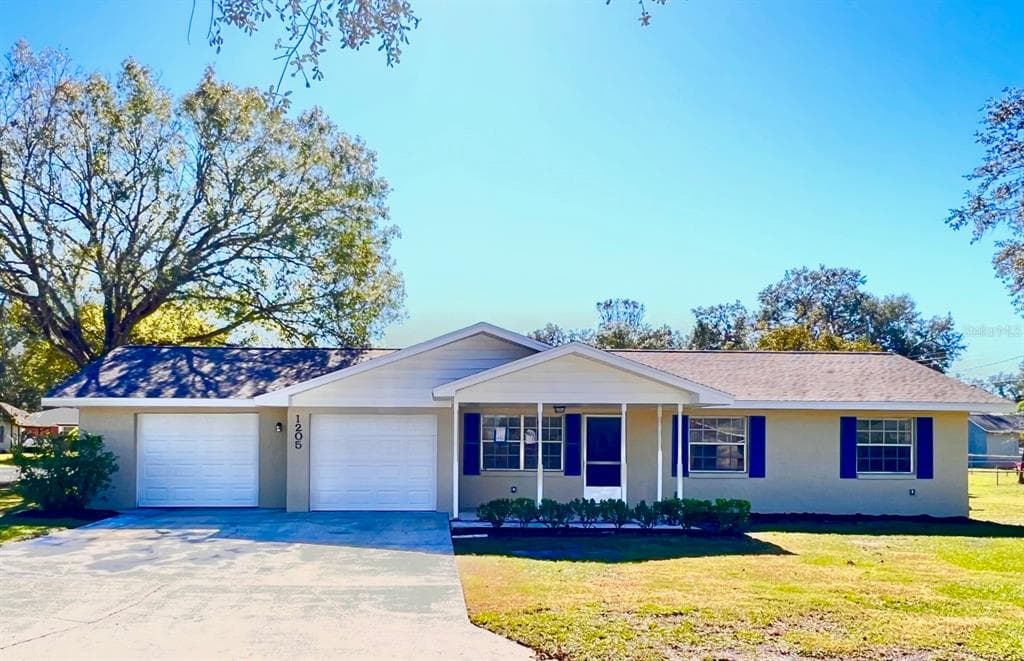 1205 DURHAM DRIVE LAKELAND, FL 33809