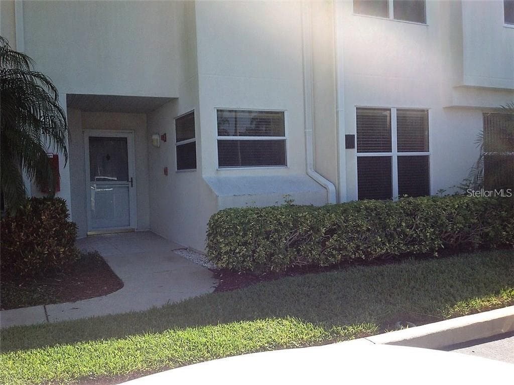 6011 BAHIA DEL MAR BOULEVARD UNIT 157 ST PETERSBURG, FL 33715