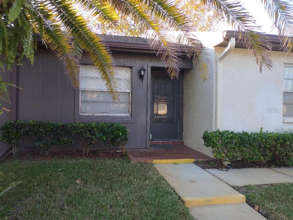 1115 BOWSPRIT LANE UNIT 1115 HOLIDAY, FL 34691