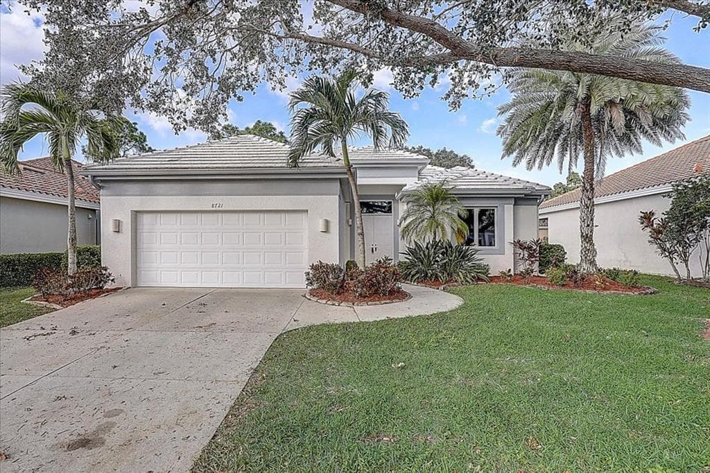 8721 53RD PLACE E BRADENTON, FL 34211
