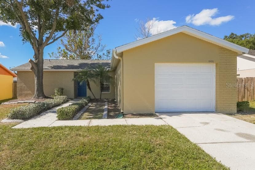 1105 AXLEWOOD CIRCLE BRANDON, FL 33511