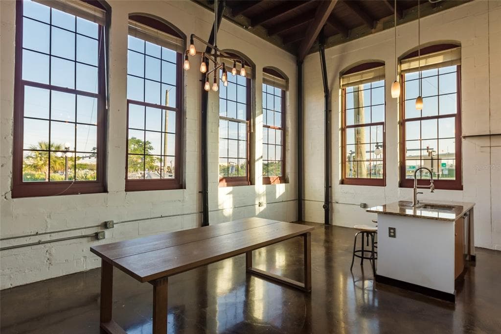 2001 E 2ND AVENUE UNIT 23 TAMPA, FL 33605
