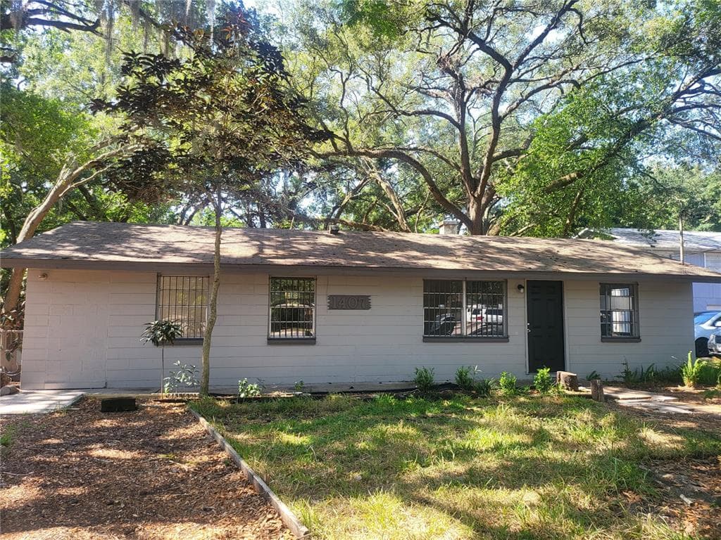 1407 E 140TH AVENUE TAMPA, FL 33613