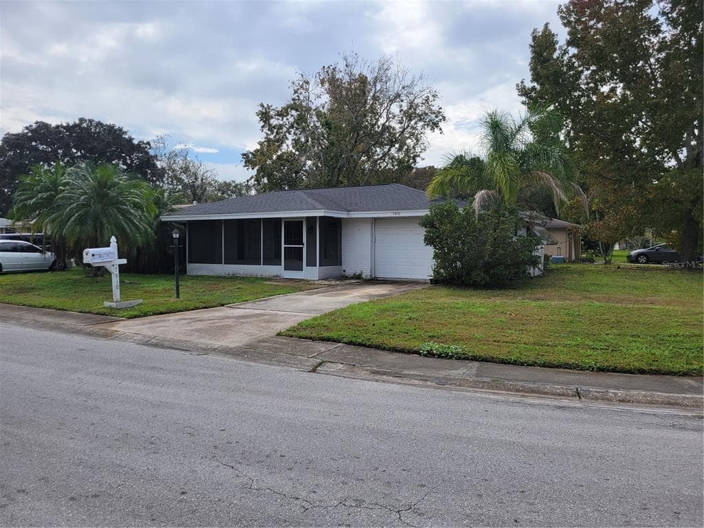 7810 WALLABA LANE NEW PORT RICHEY, FL 34653