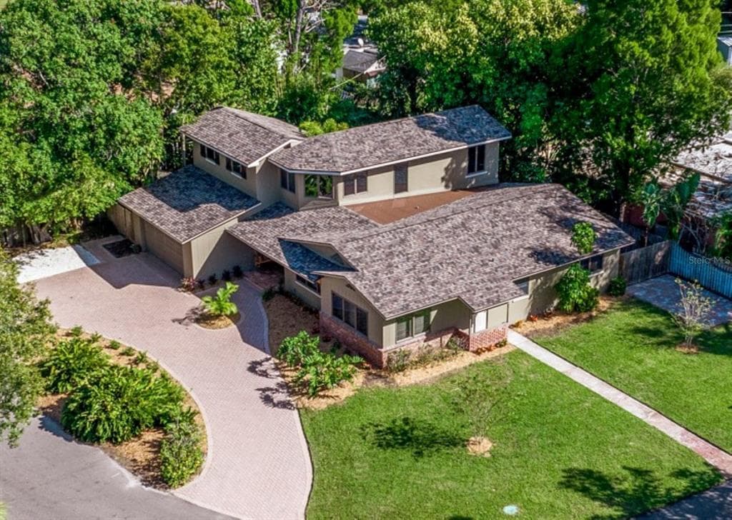 2122 PREMIER DRIVE S GULFPORT, FL 33707