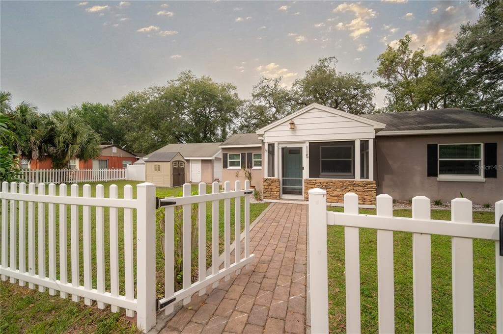 115 W THOMAS STREET TAMPA, FL 33604