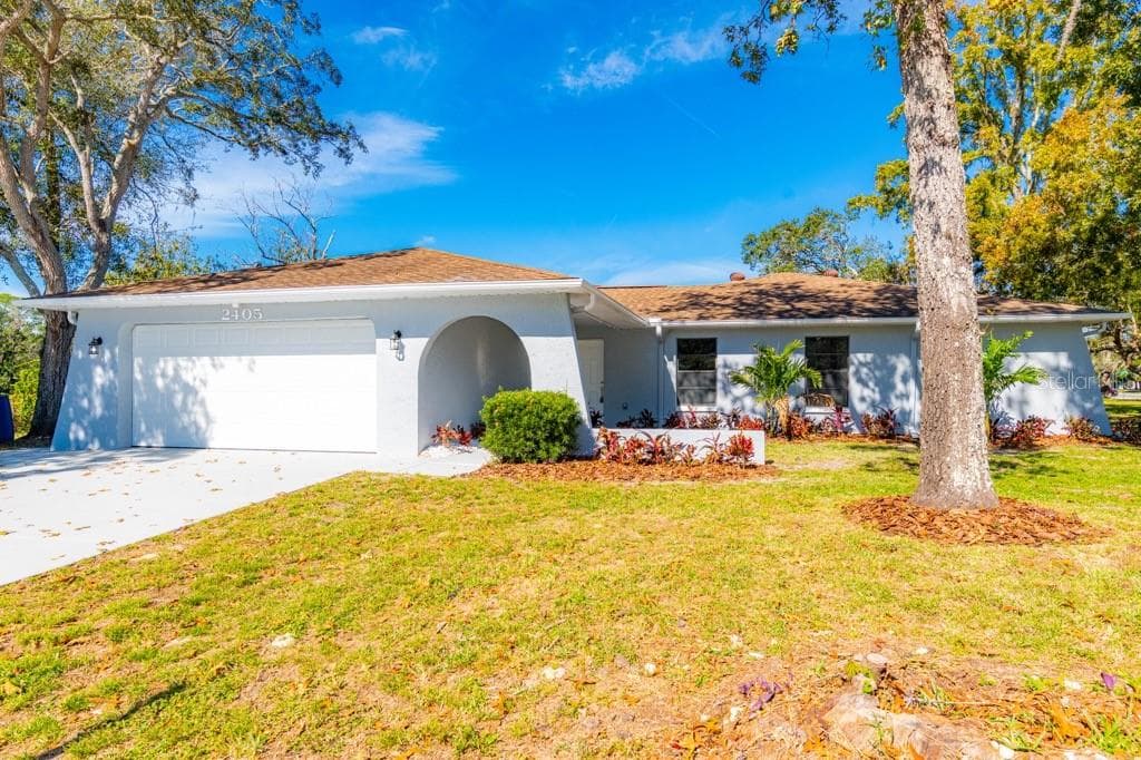2405 ABELINE ROAD SPRING HILL, FL 34606
