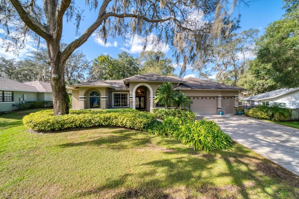 7240 RIVER FOREST LANE TEMPLE TERRACE, FL 33617