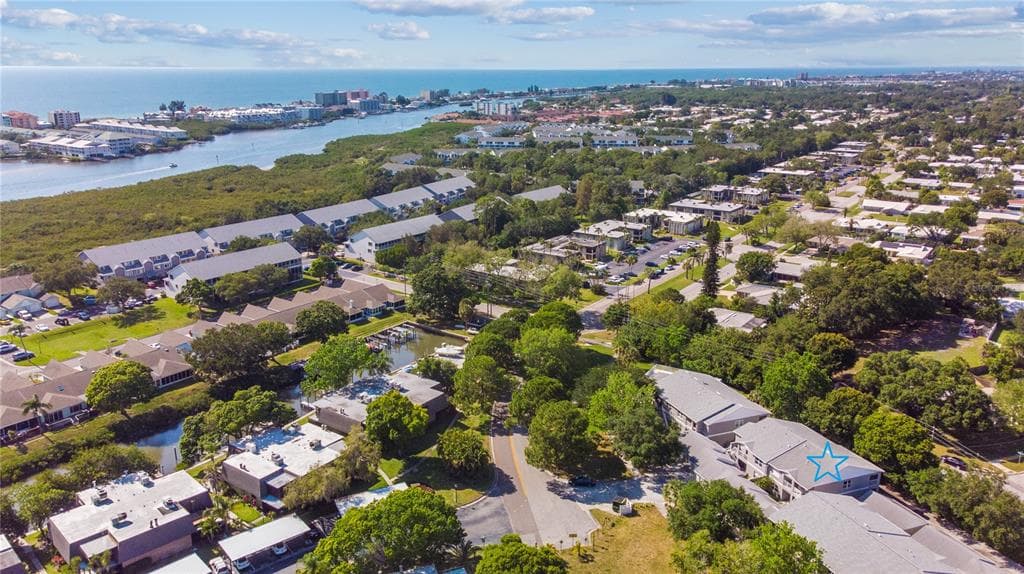 9485 HAMLIN BOULEVARD UNIT 8 SEMINOLE, FL 33776