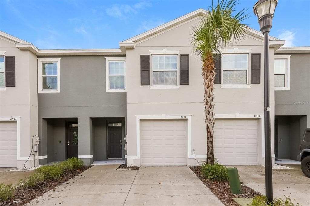 8839 INDIGO TRAIL LOOP RIVERVIEW, FL 33578
