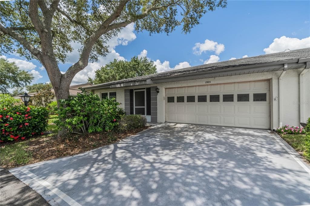 2503 LAMBDIN DRIVE UNIT 128 SUN CITY CENTER, FL 33573