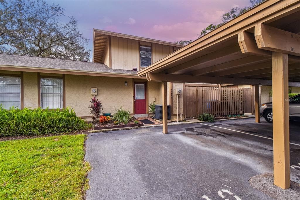 3206 DOE COURT BRANDON, FL 33511