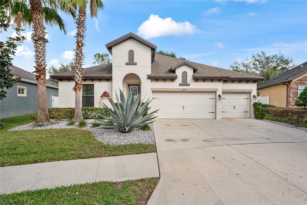 10918 CHARMWOOD DRIVE RIVERVIEW, FL 33569