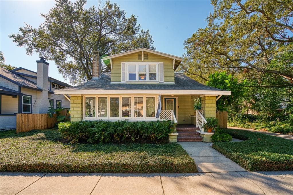 850 23RD AVENUE N ST PETERSBURG, FL 33704