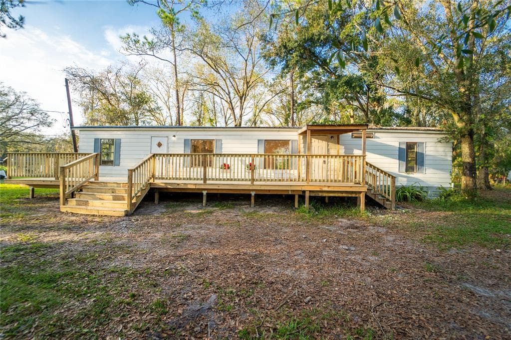 3041 WILLIAMS BOULEVARD VALRICO, FL 33596