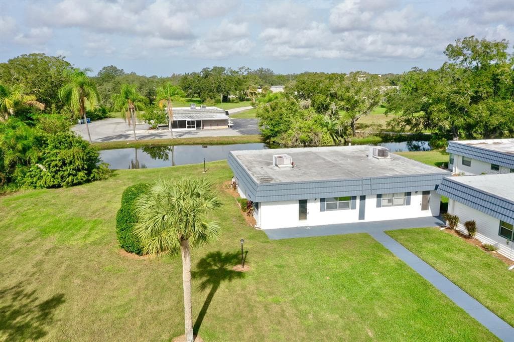 205 ANDOVER PLACE N UNIT 120 SUN CITY CENTER, FL 33573