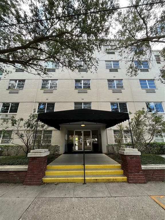 406 W AZEELE STREET UNIT 203 TAMPA, FL 33606