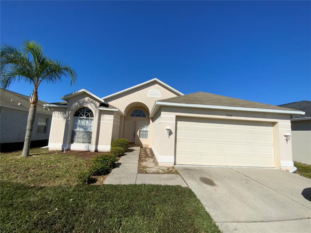 31339 HEATHERSTONE DRIVE WESLEY CHAPEL, FL 33543