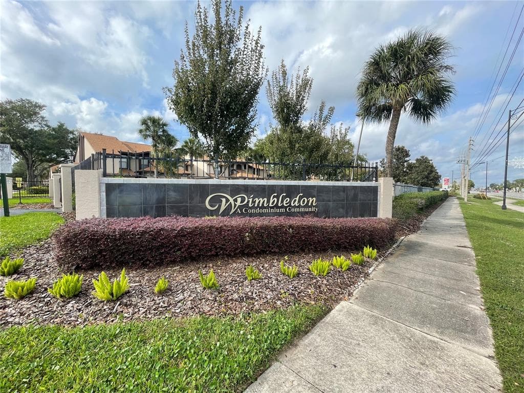 3024 S SEMORAN BOULEVARD UNIT 4 ORLANDO, FL 32822