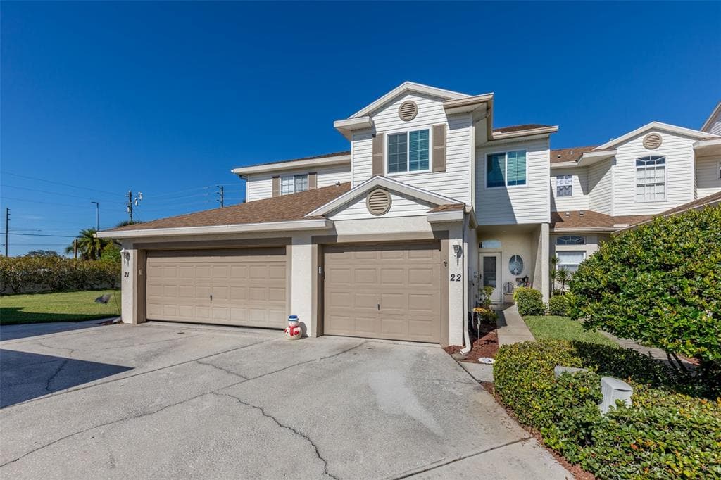6400 46TH AVENUE N UNIT 22 KENNETH CITY, FL 33709