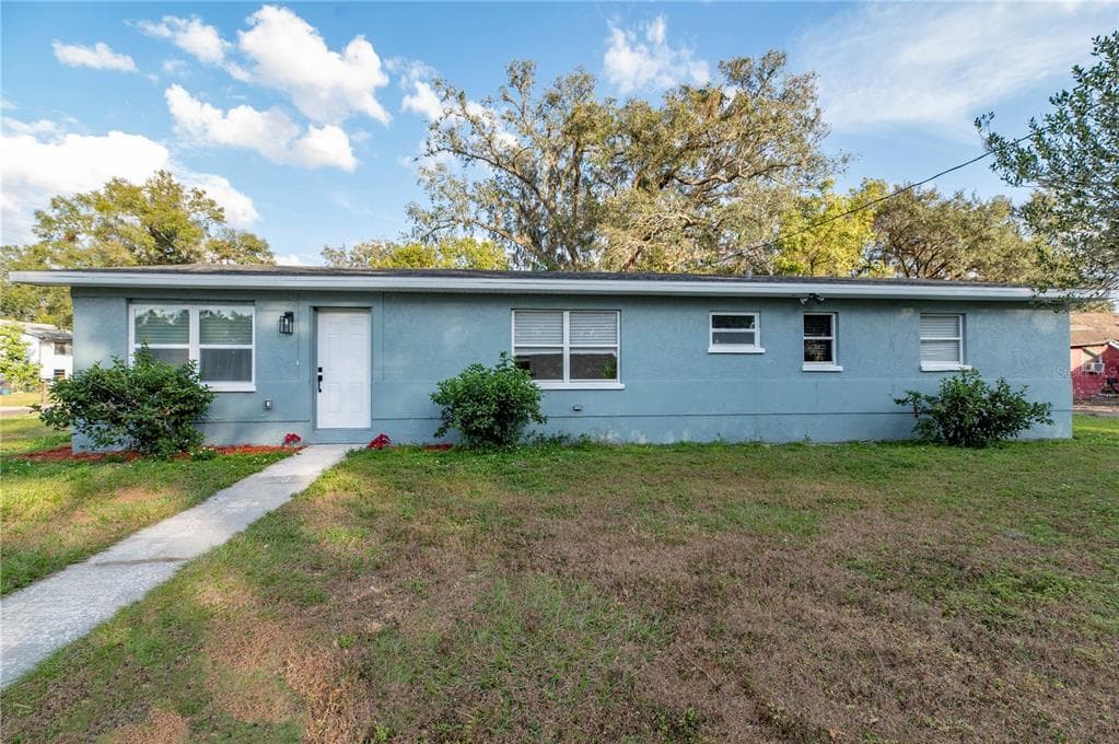 1046 SYCAMORE STREET LAKELAND, FL 33815