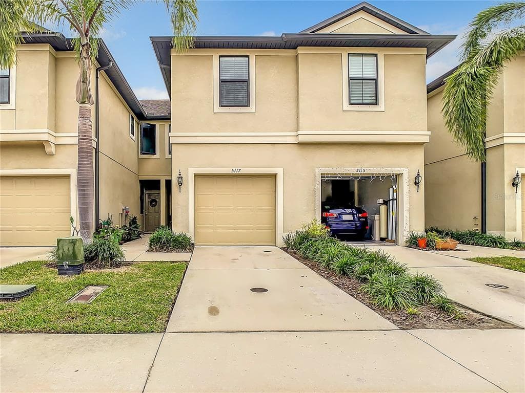 5117 BAY ISLE CIRCLE CLEARWATER, FL 33760