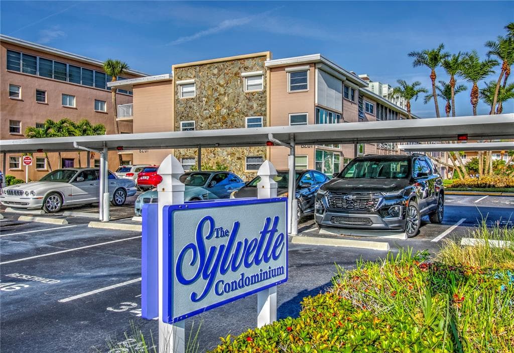 6201 2ND STREET E UNIT 74 ST PETE BEACH, FL 33706
