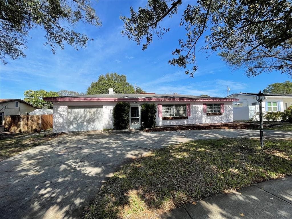 4711 54TH AVENUE N ST PETERSBURG, FL 33714